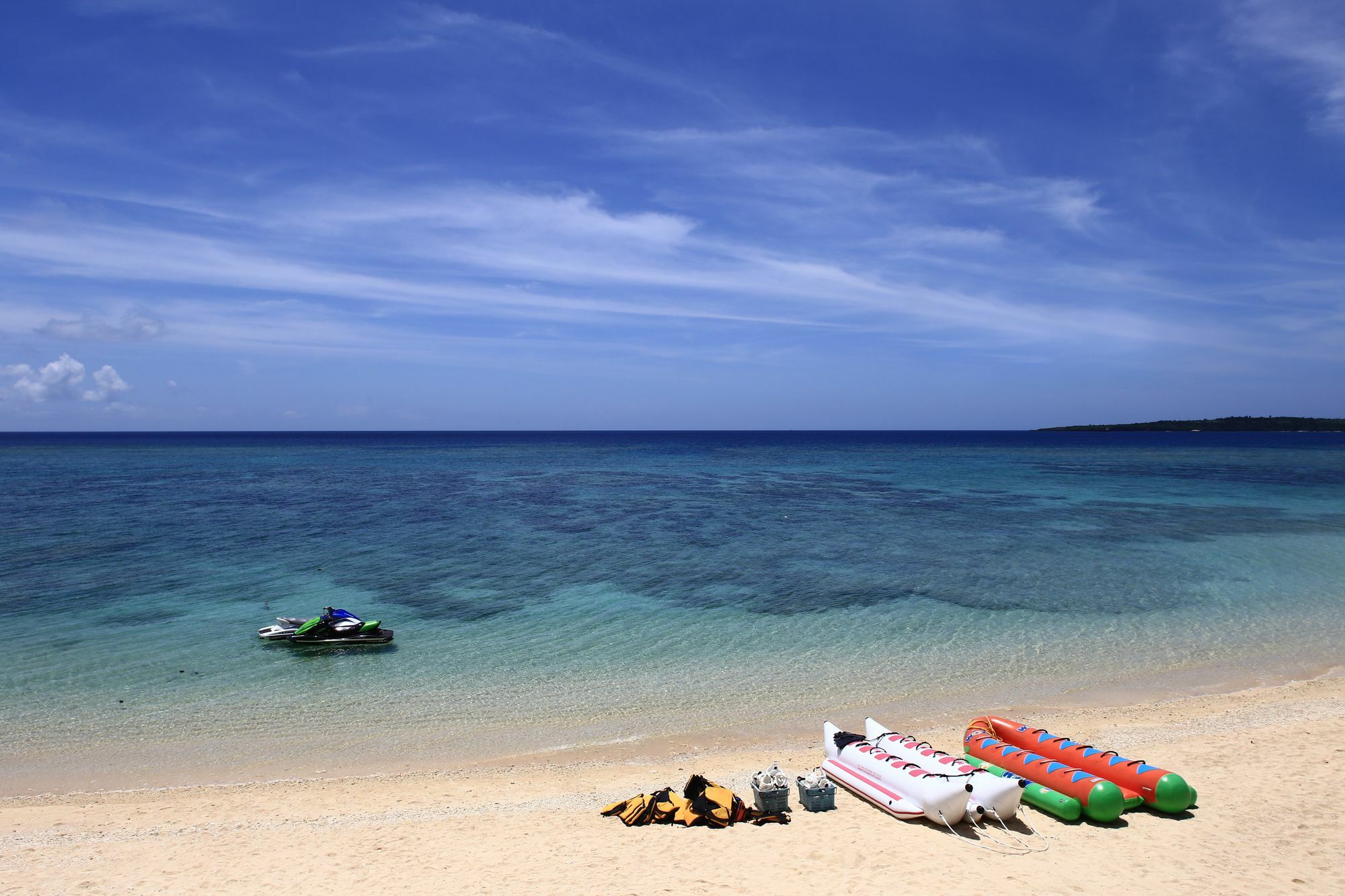 Churaumi On The Beach Motobu Buitenkant foto